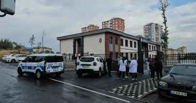 Kayseri'de Okul Önünde Yaşanan Panik Anları!