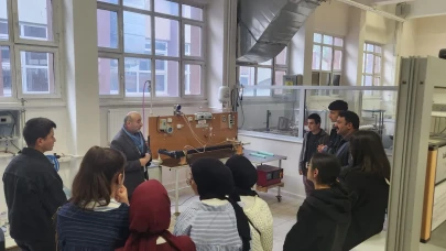 Erzurum'da Kariyer Buluşmaları: Öğrencilerden Uzman İsimlere Yoğun İlgi