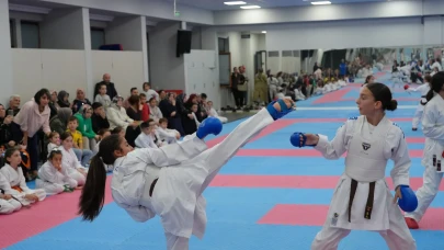 Karate Kuşak Terfi Sınavı, Akçaabat'ta genç sporcuların yeteneklerini sergiledi