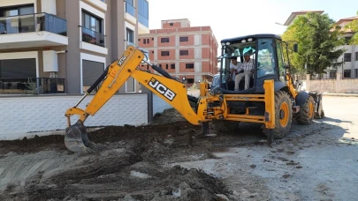 Menderes Belediyesi Kararlılıkla Yola Çıkıyor: Tüm Yolları Yenileyeceğiz!