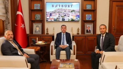 Bayburt Valisi Mustafa Eldivan, Kültür ve Turizm Bakanlığı Heyetini Ağırladı