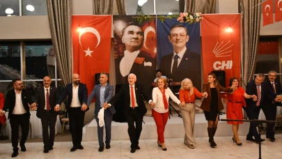 CHP Artvin Cumhuriyet Balosu'nda geleceğe dair güçlü mesajlar verildi