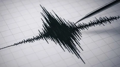 İstanbul'da 3 Ekim'de Okullar Tatil Mi? Cuma Günü Deprem Nedeniyle Okullar Kapanacak Mı?