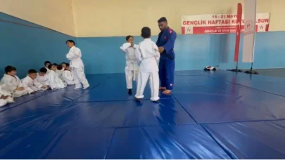 Erzurum'da Judo ile Spor Atağına Hız Verildi: Hınıs'ta Gençler Yetişiyor