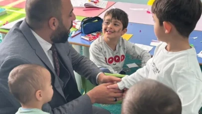 Müftü Durmuş, minik öğrencilerin Kur'an kursunu ziyaret etti, eğitimin önemine dikkat çekti