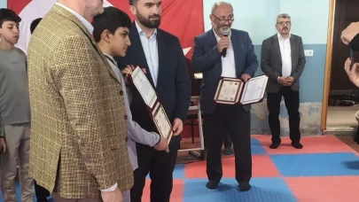 Arsin'de Hafızlık Başarıları İçin Ödül Töreni Düzenlendi