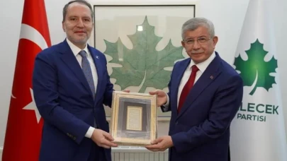 Yeniden Refah ve Gelecek Partisi birleşiyor mu? “Üçüncü Yol” mesajı dikkat çekti