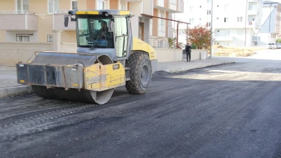 Bayburt Belediyesi'nden mahallelere konfor ve hijyen odaklı yenileme çalışmaları