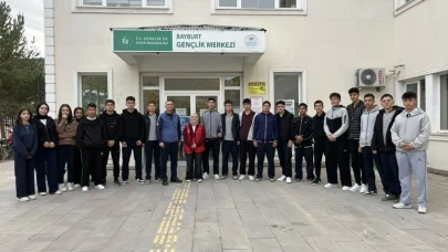 Okul Projesiyle Öğrenciler Gençlik Merkezinde Eğlenceli Bir Gün Geçirdi