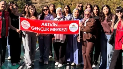Artvin'deki Öğrencilere Şehir Tanıtımı ve Sosyalleşme Etkinlikleri Düzenlendi