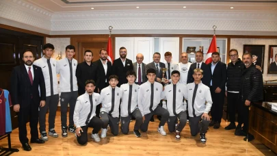 Trabzon'un gururu: Yavuz Sultan Selim Anadolu Lisesi şampiyon oldu!