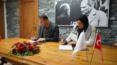 Bornova ve Filistin'in Dura Kenti Arasında Kardeş Şehir Protokolü İmzalandı!