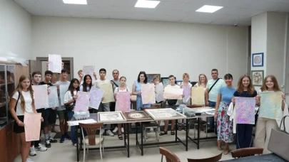 Erasmus Öğrencileri, KAMEK'te Geleneksel Sanatlarla Tanıştı!