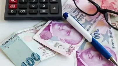 Esnafın Yüzünü Güldürecek Düzenleme: 5 Yıl Erken Emeklilik ve Bağkur'dan 7200 Günle Emeklilik Şartları Ne Zaman Onaylanacak?