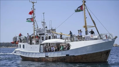 Küresel Sumud Filosu'nda Kriz: Aktivistler Açlık Grevine Gitti, Gemilerle İletişim Koparıldı!