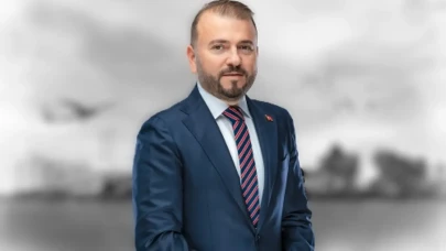 Mustafa Candaroğlu: Hayatı, Kariyeri ve Görüşleriyle Tanınan İsim