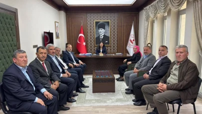 Şalpazarı AK Parti Teşkilatından Kaymakam Yerlikaya'ya Hayırlı Olsun Ziyareti Gerçekleşti