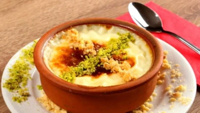 Üzeri kızarmış fırında sütlaç tarifi nasıl yapılır? Hamsiköy sütlacı nasıl yapılır?