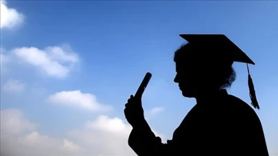 Üniversiteyi 3 Yılda Tamamlamak Artık Mümkün Mü?