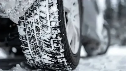 2025'te Zorunlu Kış Lastiği Uygulaması İçin Tarih Bekleniyor: Kış Lastiklerinin Takılma Zamanı Merak Ediliyor!