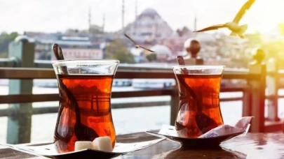 Ucuz çay fiyatları kalitenin düşmesine ve sağlığa zarar veriyor, tüketiciler dikkatli olmalı!