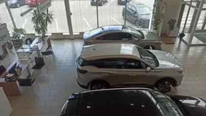 Otomobil pazarı türbülans yaşıyor: Bayiler kasım ayında satışlarda düşüş öngörüyor