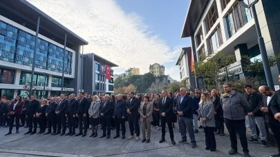 Atatürk, ebediyete intikalinin 87. yılında Ortahisar'da saygıyla anıldı