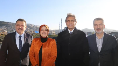 Trabzon'da Yerel Yönetimler Toplantıları Tamamlandı, 14 İl Bir Araya Geldi