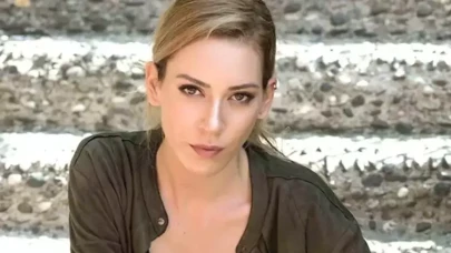 Sinem Kobal Kimdir, Kaç Yaşında? KADEM Lansmanındaki Mimikleri Sosyal Medyada Olay Oldu