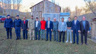 Bayburt Valisi Eldivan, köy ziyaretleriyle vatandaşların taleplerini dinledi