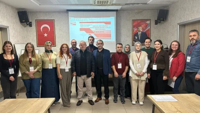 Rize'de Acil Sağlık Personeline Tıbbi Acil Çağrı Yönetimi Eğitimi Verildi