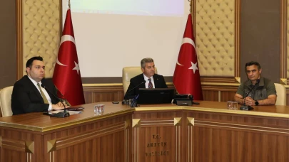Artvin'de Hayvan Koruma Kurulu Toplantısı: Sahipsiz Hayvanlar İçin Yeni Tedbirler Alındı