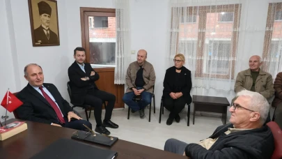 Arhavi Belediye Başkanı Ataselim, siyasi partilere iade-i ziyaret gerçekleştirdi