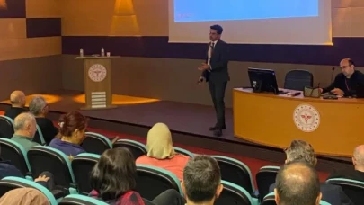 Trabzon'da Aile Hekimlerine Yüz Yüze Eğitim Desteği Başladı