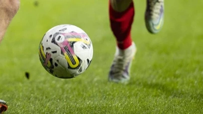 28 Kasım 2025 Süper Lig Fikstürü: Bugünün Maçları, Kadrolar, Yayın Bilgileri ve Taktik Analiz (Güncel Rehber)