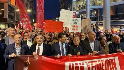 İmamoğlu'na hapis talebi sonrası CHP'den Trabzon'da büyük yürüyüş düzenlendi