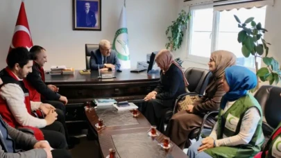 Yeşilay Artvin, bağımlılıkla mücadele için Acarlar MYO'nda önemli bir görüşme gerçekleştirdi