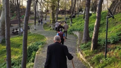 Huzurevi sakinleri, Giresun’da keyifli bir geziyle sosyal hayatlarının tadını çıkardı