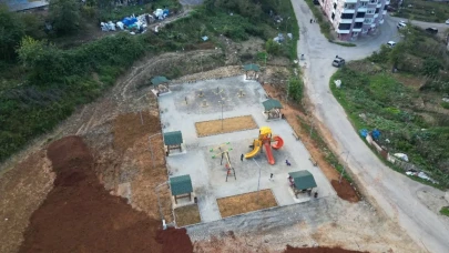 Arsin Belediyesi, yaşam alanlarını iyileştirmek için mahallelerde kapsamlı çalışmalar yürütüyor