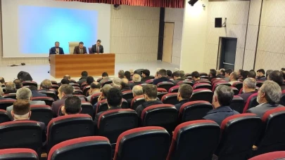 Oltu Müftülüğü personel toplantısında hizmet kalitesi ve dayanışma güçlendirildi