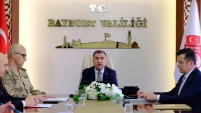 Bayburt'ta güvenlik önlemleri artıyor, Vali Eldivan huzurun devam edeceğini duyurdu