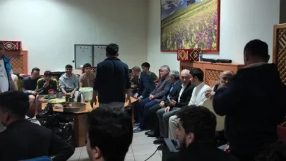 Artvin yurdunda öğrenciler için moral gecesi, başarı dilekleriyle desteklendi