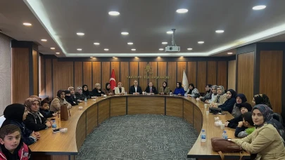 Erzurum'da Kadın Kolları Toplantısı: Güçlü Gelecek İçin Hedefler Belirlendi