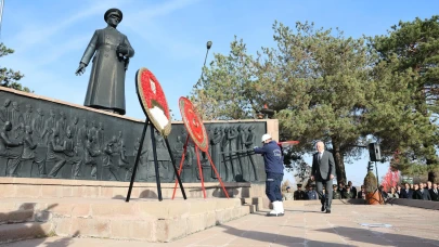 Atatürk, 87. ölüm yıldönümünde Erzurum'da saygıyla anıldı