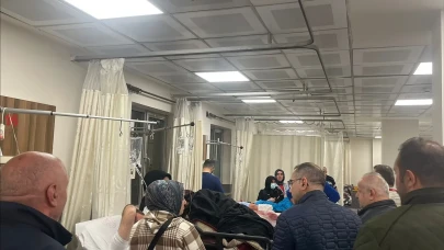 Rize'de gıda zehirlenmesi sonrası Sağlık Müdürü'nden hastalara ziyaret ve destek