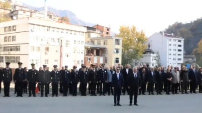 Murgul’da 10 Kasım Atatürk’ü Anma Programı Düzenlendi