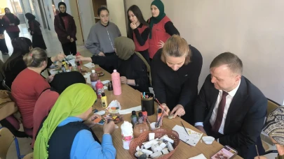 Akçaabat'ta Taş Boyama Etkinliği, Aile Bağlarını Güçlendirdi
