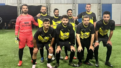 Hınıs'ta Halı Saha Futbol Turnuvası: Dostluk ve Rekabet Bir Arada!