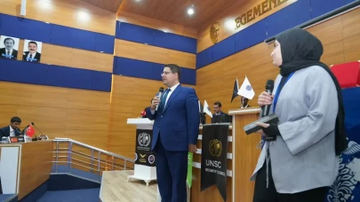 Vali Yardımcısı Ahmet Özdemir, MUN Simülasyonu Konferansına Katıldı