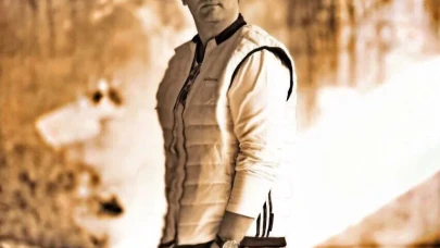 Uğur R. Kopuz kimdir?